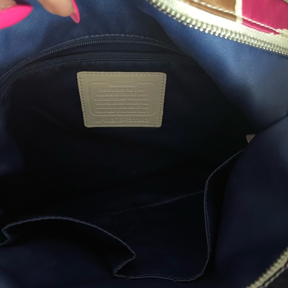 Coach Bag - Picture 4 of 6